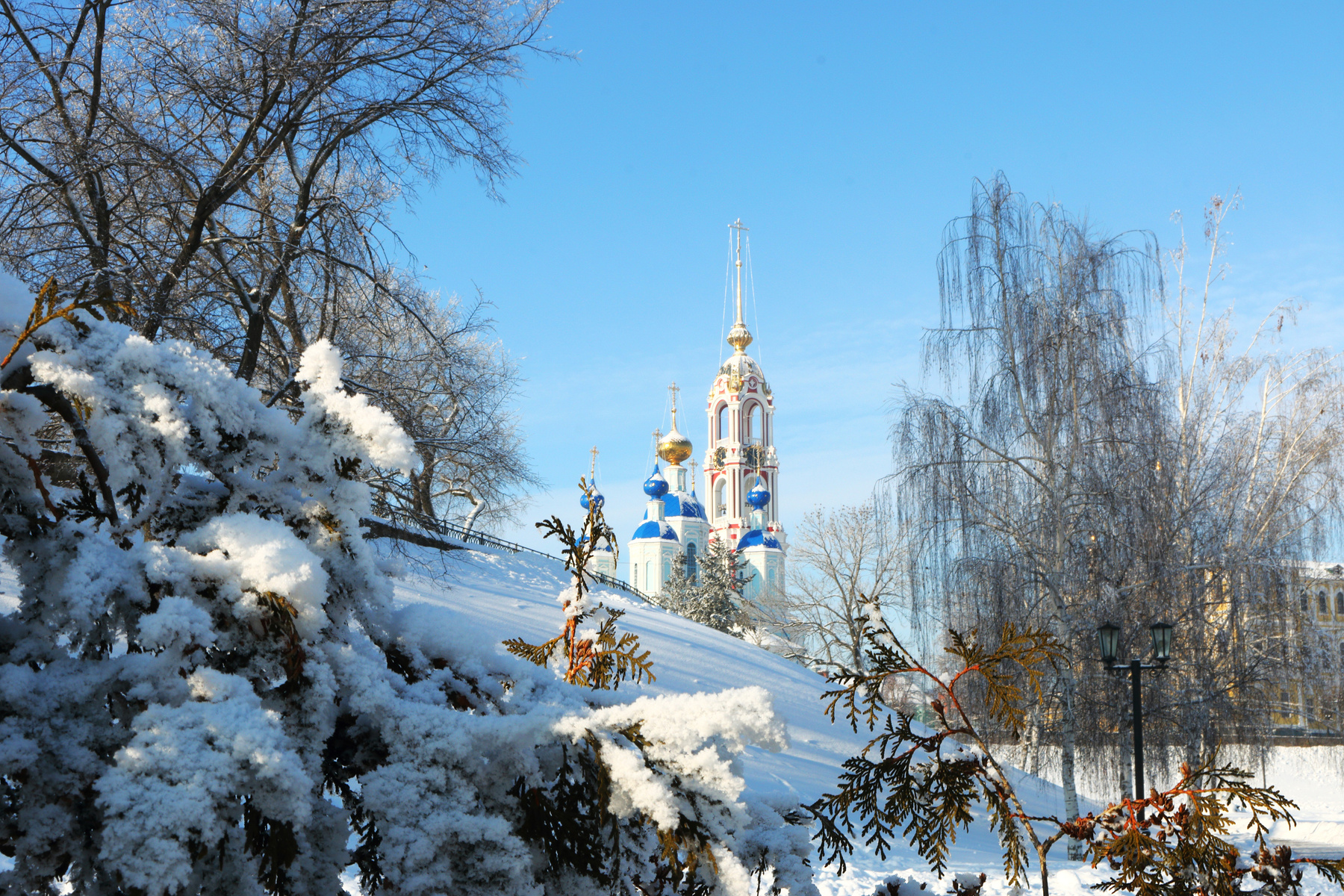 Зимняя сказка зима снег снегопад храм колокольня