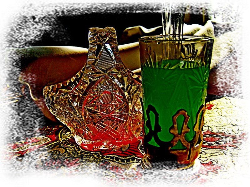 Новогодний  коктейль хрустальные стаканы напитки НГ зима январь