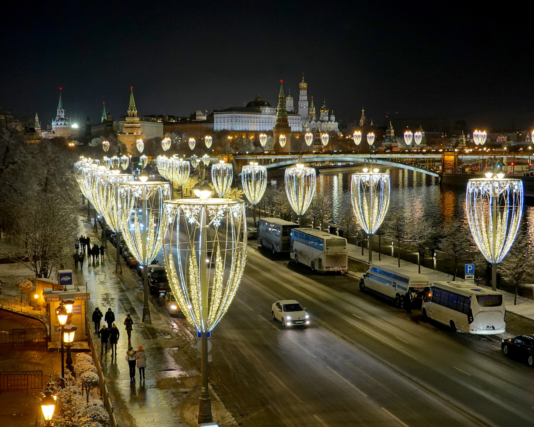 Новогоднее банальное фото антонмазаев antonmazaev moscow москва ночь город пейзаж новыйгод