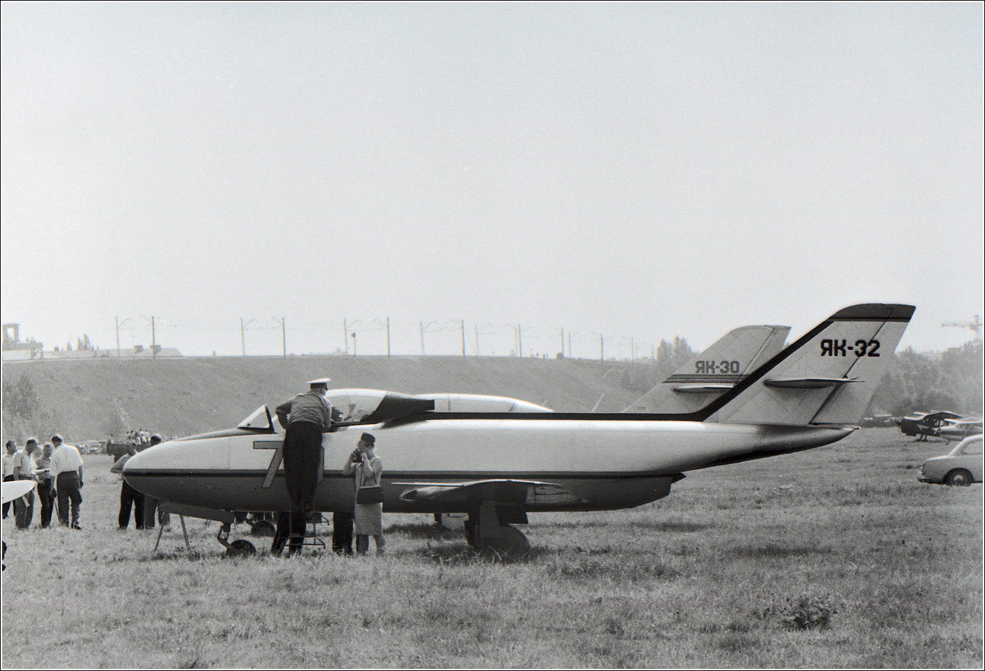 Як-32 Як-32 авиация самолет стиоянка Тушино ЧМ по высшему пилотажу 1966
