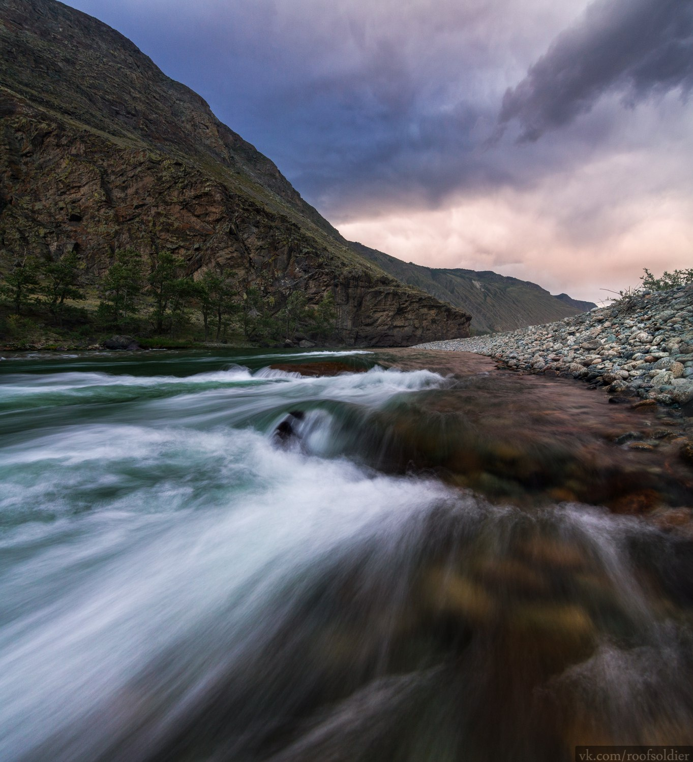 Чулышман Алтай пейзаж Россия длинная выдержка река природа скала камень горы панорама