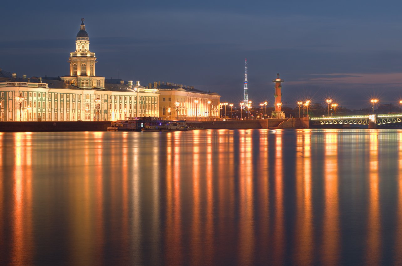 City Full of Light Petersburg