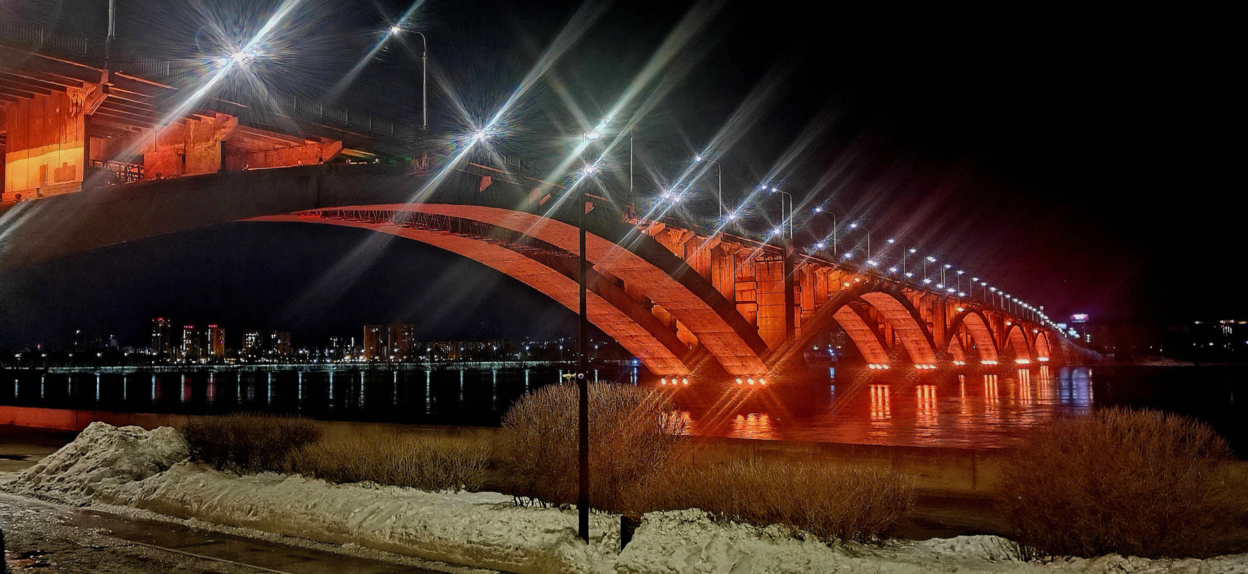 Мост через Енисей в Красноярске 