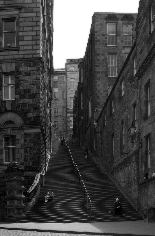 Лестница эдинбург  лестница  люди  свет  камень  дома