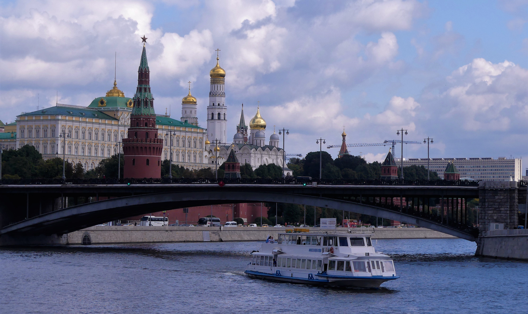 Москва златоглавая Москва храмы башни Кремля