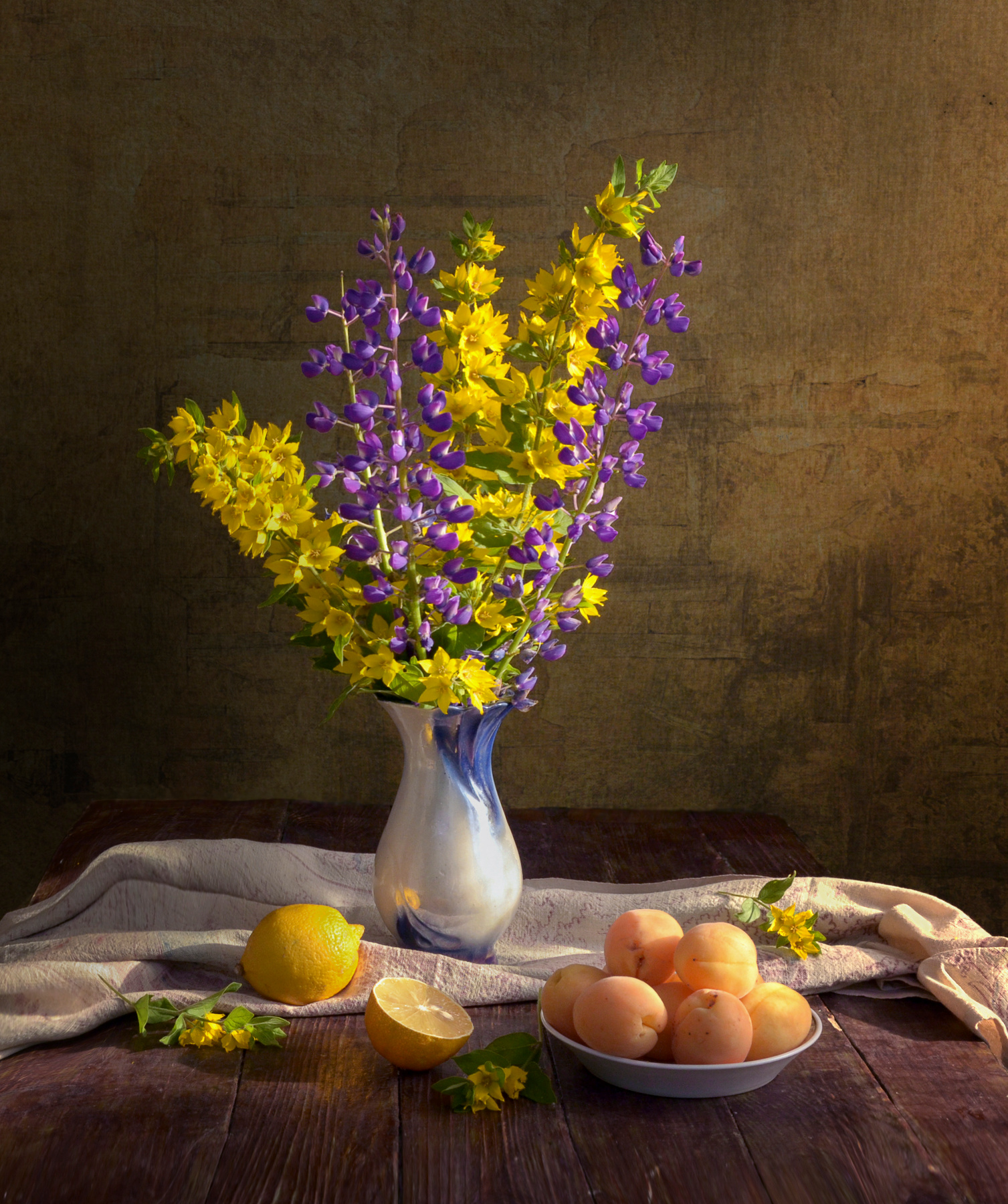 *** цветы в вазе персики лимон