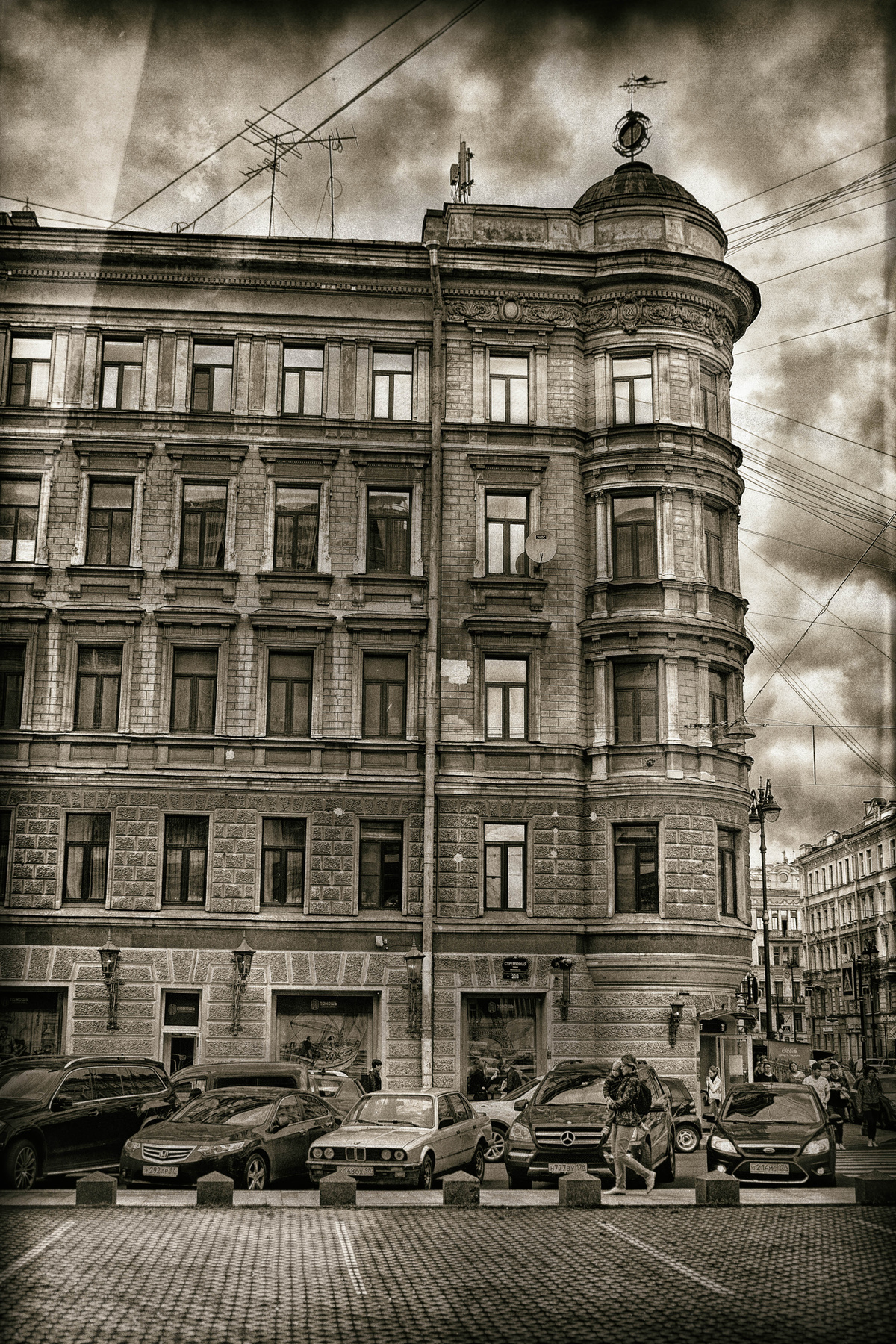 Санкт-Петербург.На улице Марата... 