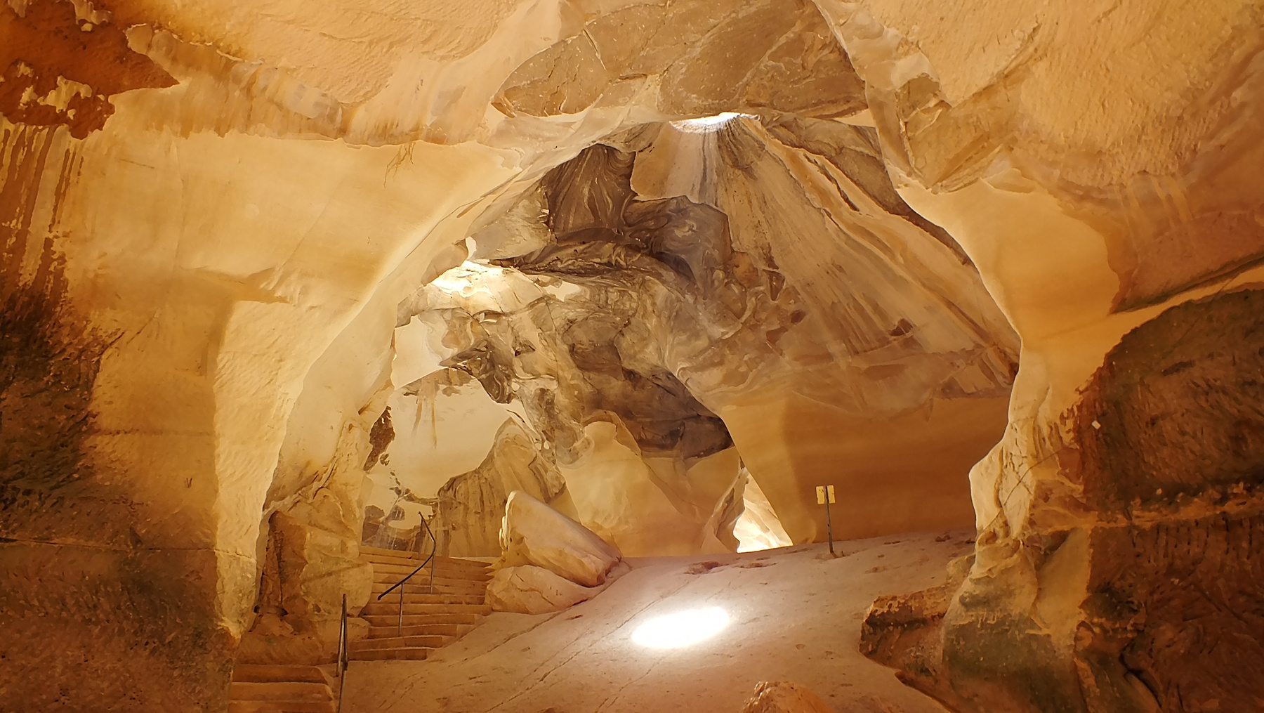 В пещерах Израиля 