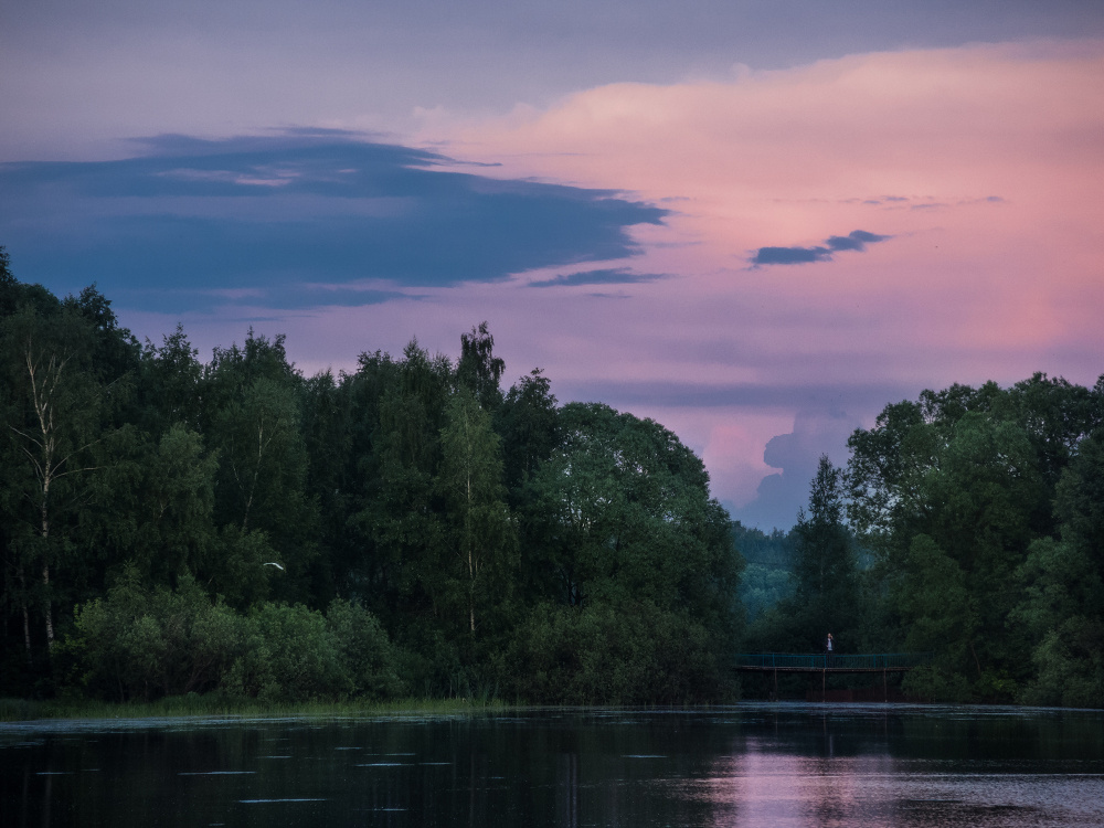*** Озеро мост вечер закат облака