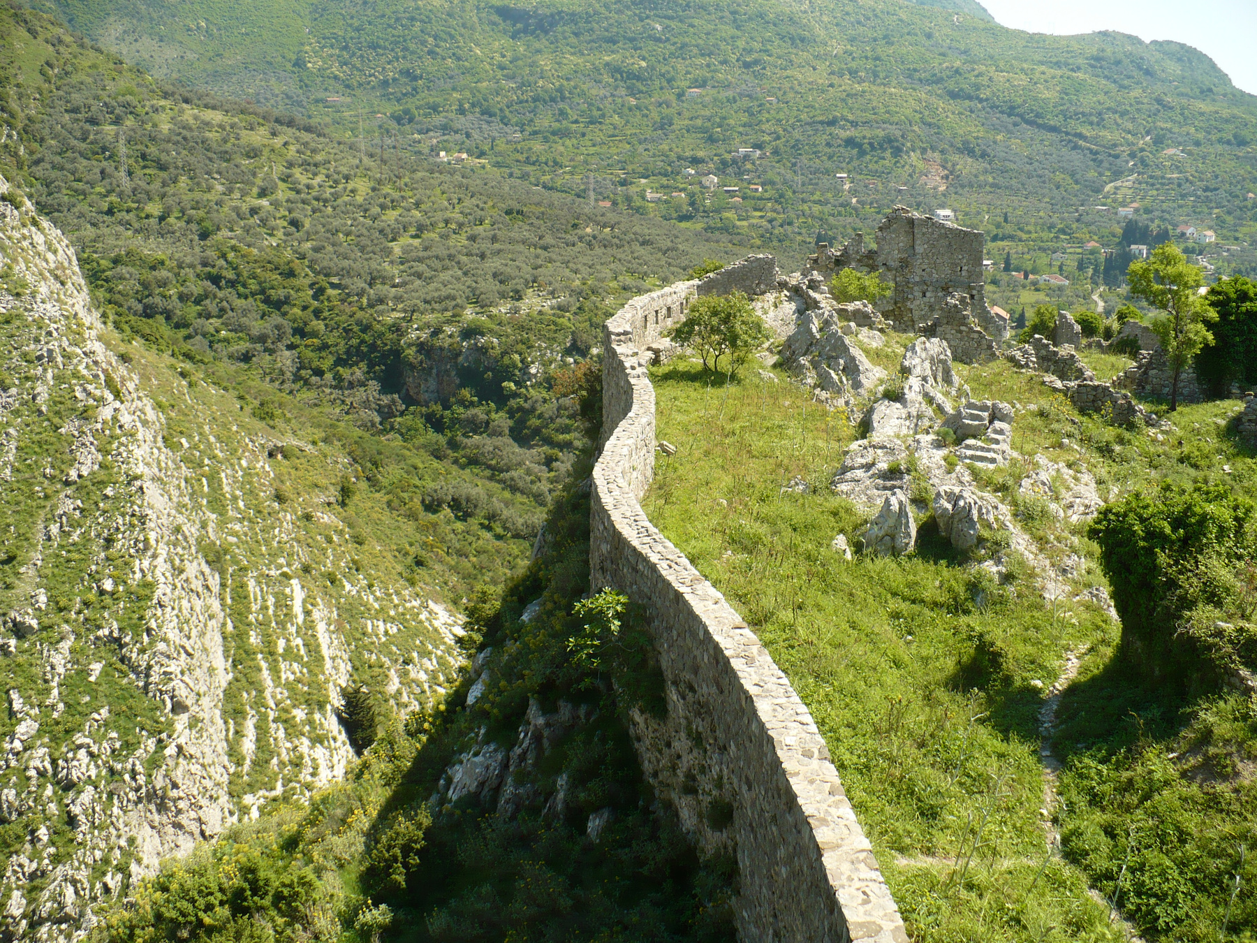 Стена Черногория Старый Бар