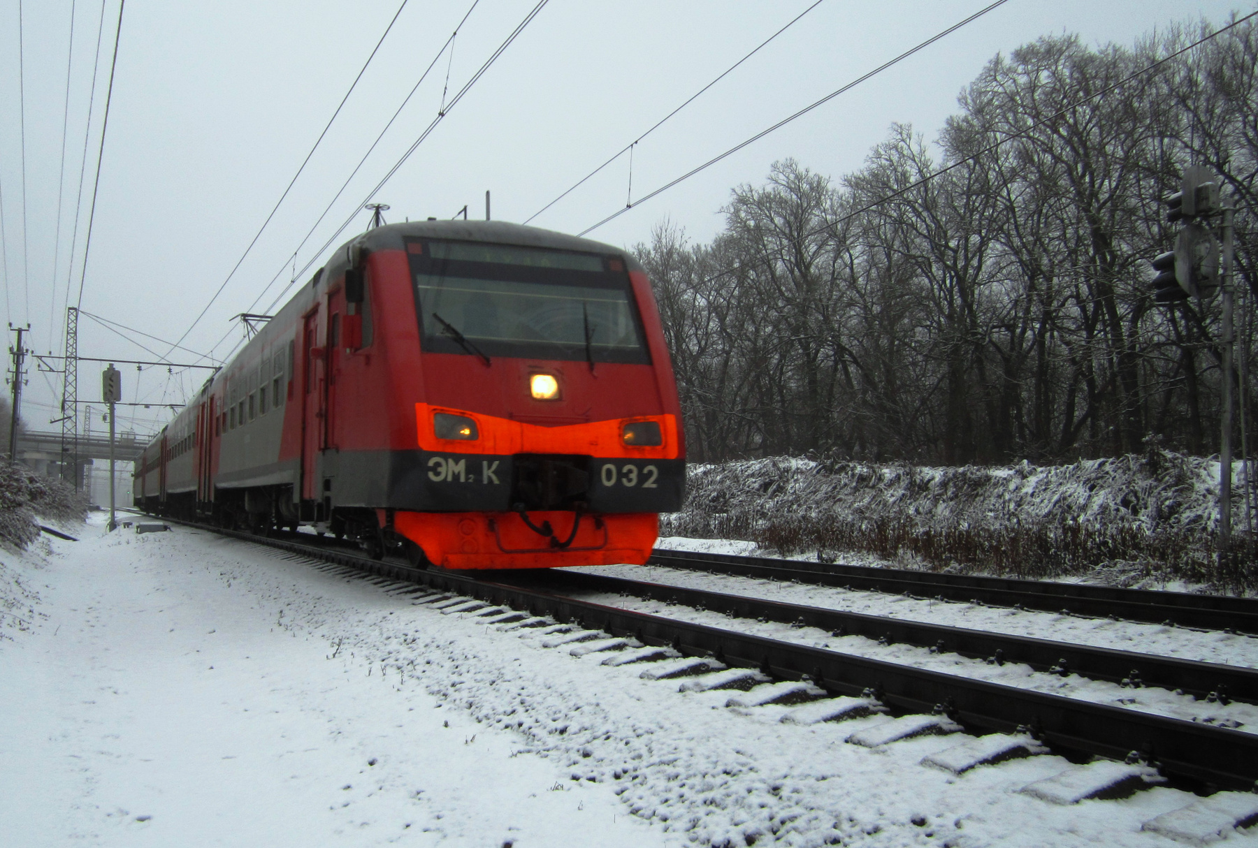 ЭМ2К - 032 ЭМ2К электричка зима железная дорога