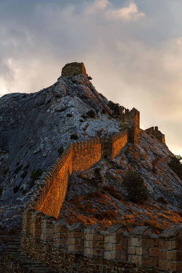 Узорный оплот генуэзцев Генуэзская крепость Судак Крым