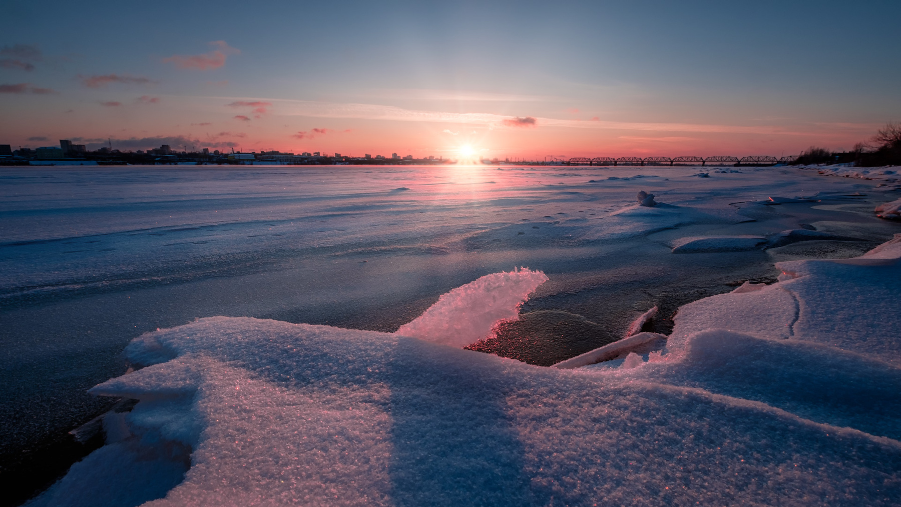Торосы на Каме кама река зима январь лед мороз солнце закат