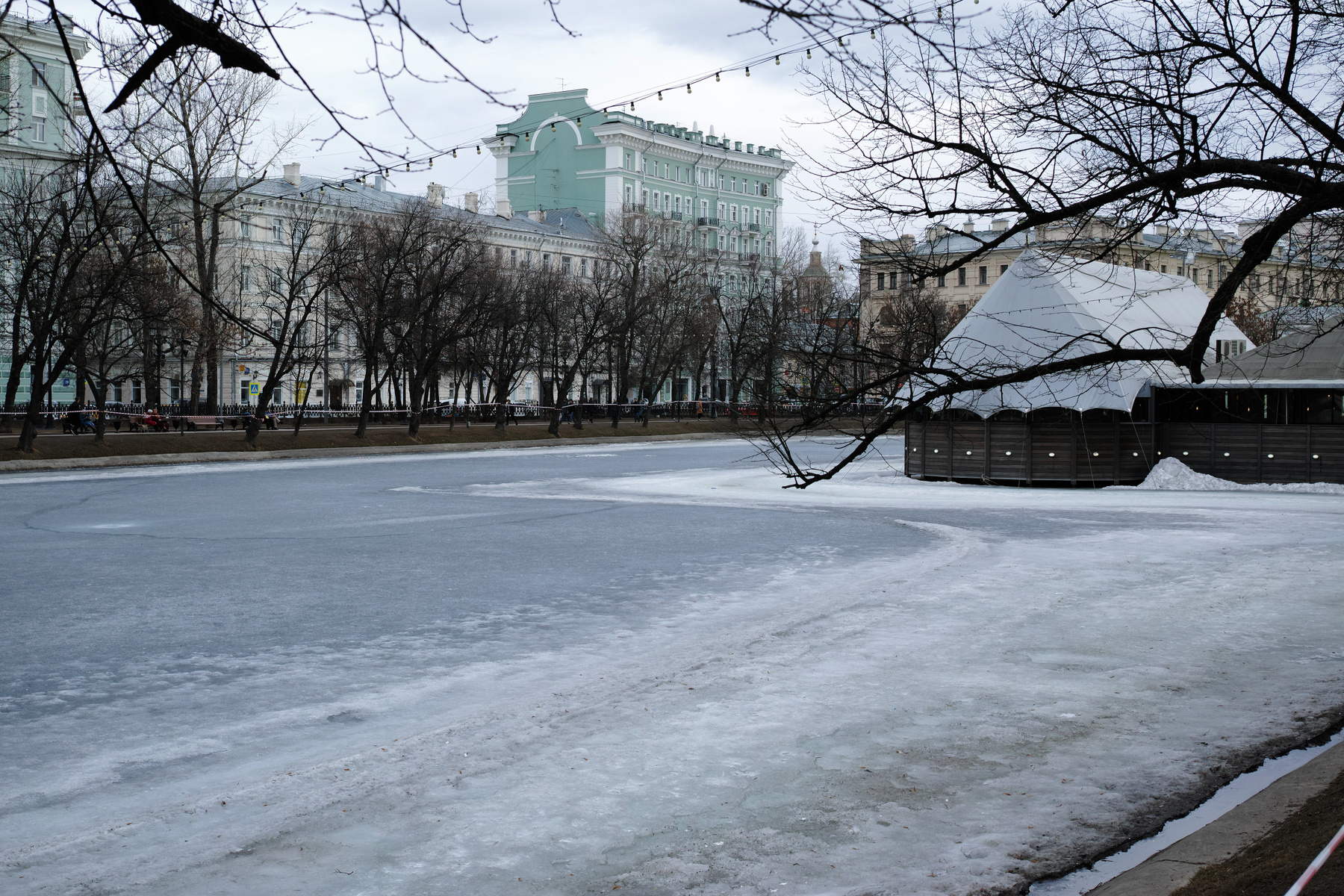 Чистые пруды город Москва бульвар Чистопрудный