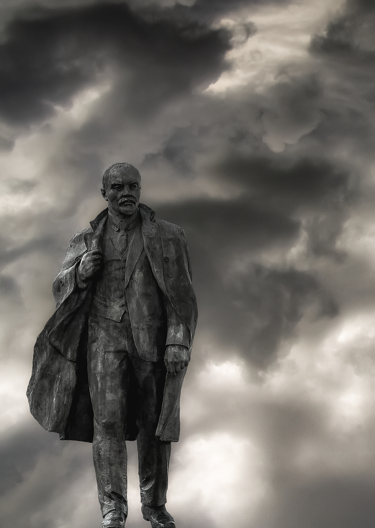 "И все идет по плану" (С) Ленин памятник кто ж его посадит СССР