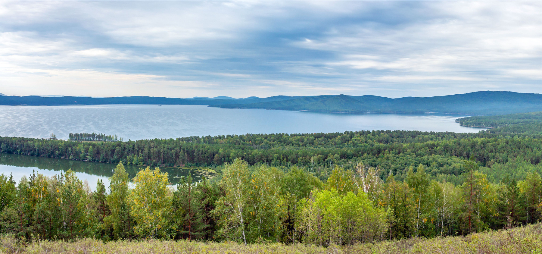 Озеро Тургояк. (панорама) Южный Урал Миасс Тургояк природа озеро лето