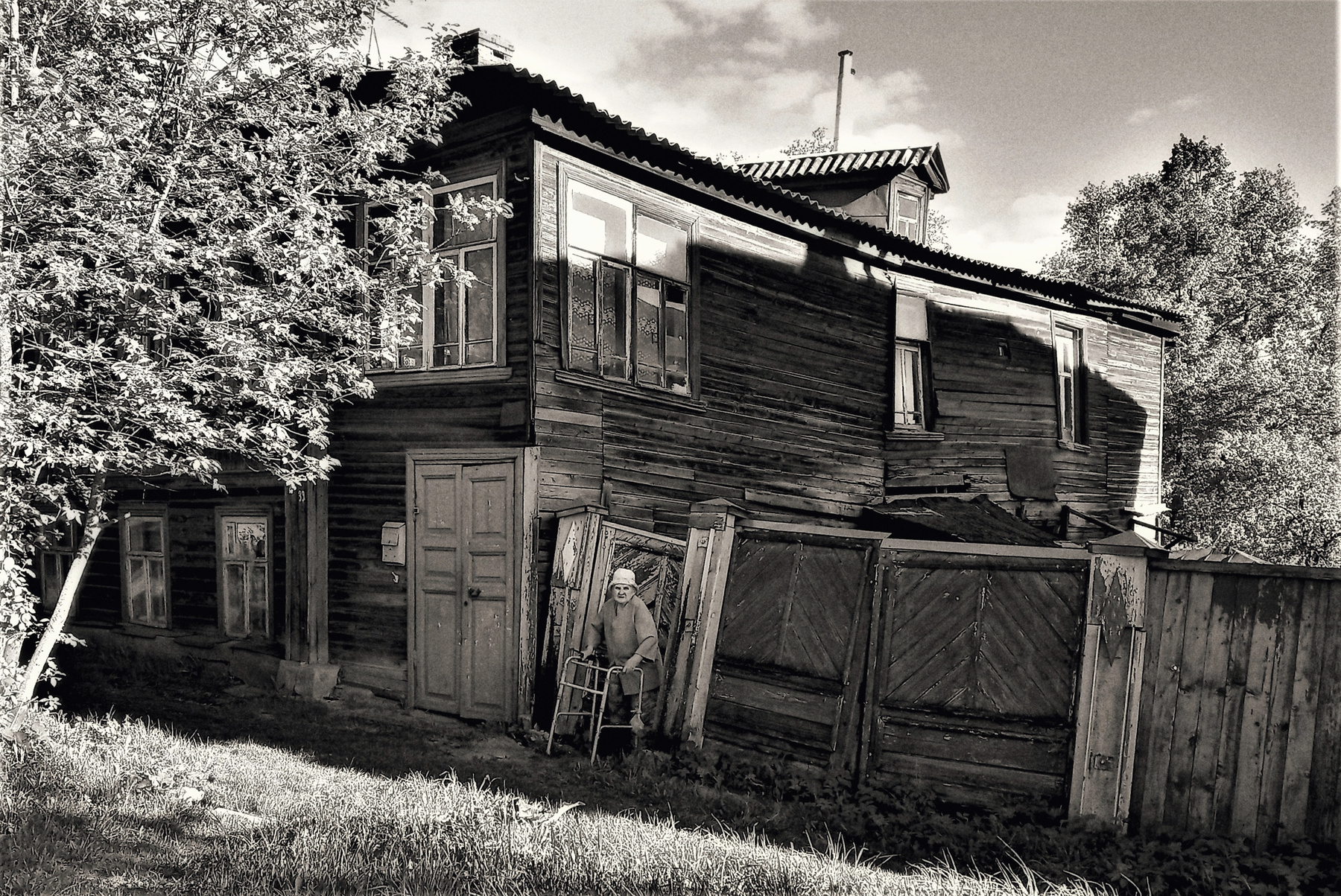 Старый дом в Кинешме дом улица деревня старость городской деревенский пейзаж деревянный бабушка