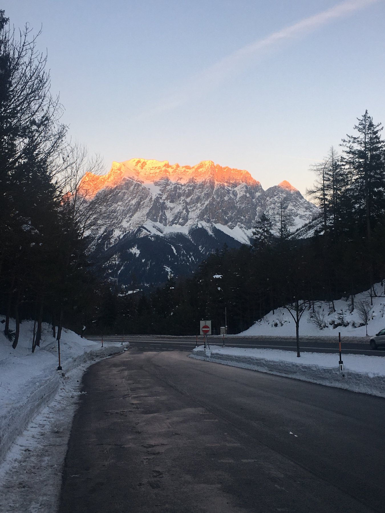 Австрия горы закат снег дорога зима
