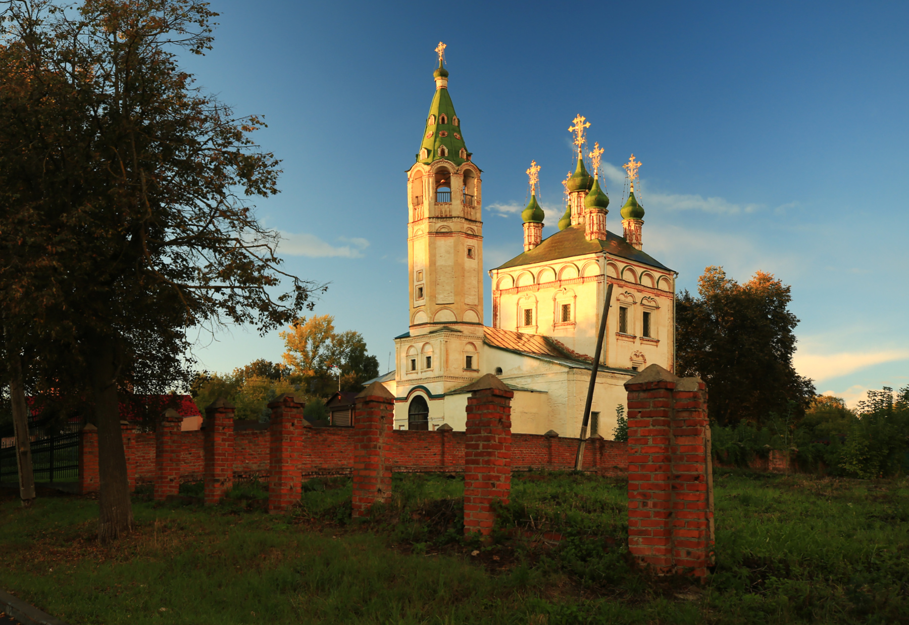 Вечер Серпухов церковь Троицы живоначальной