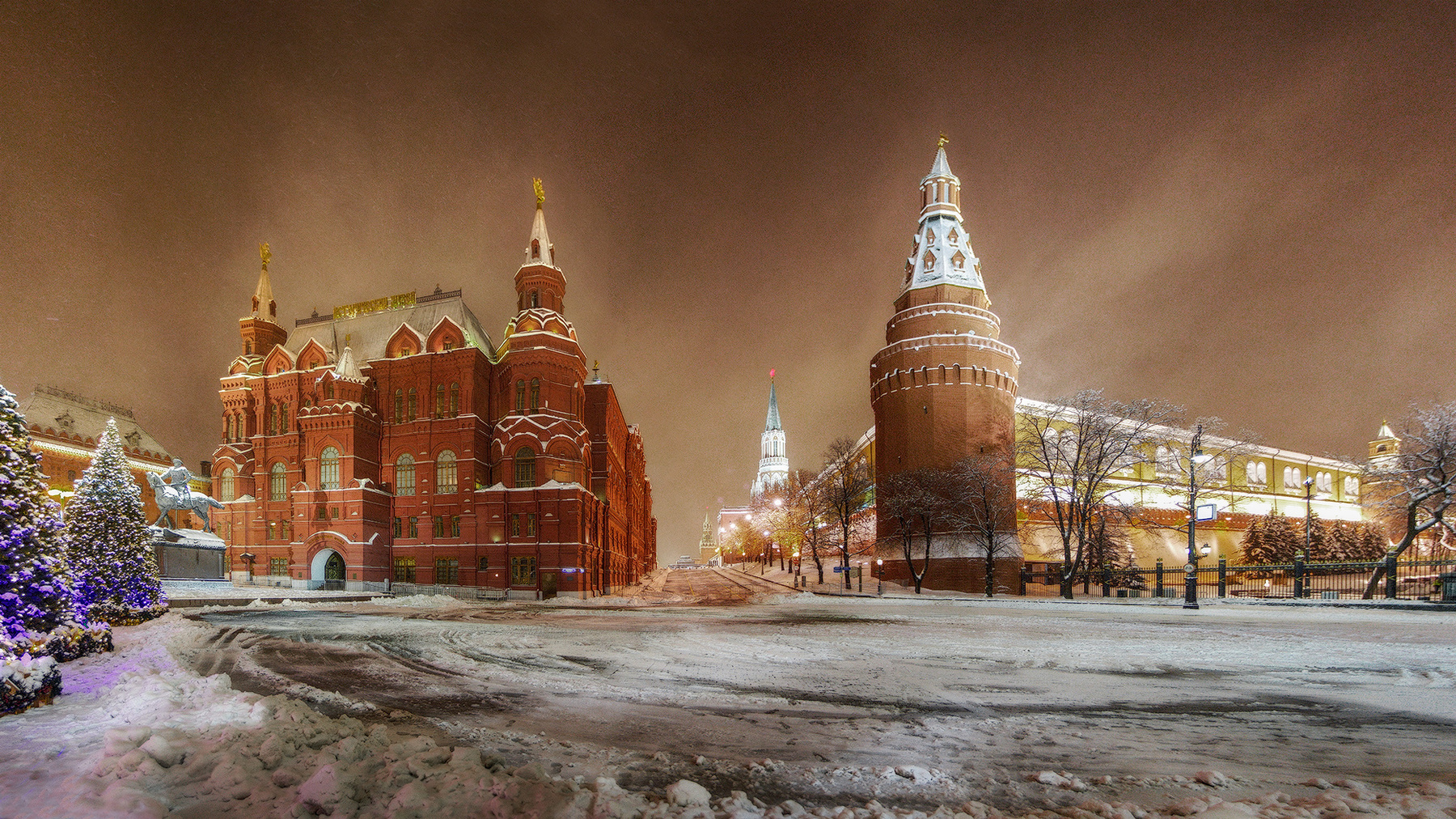 *** Москва снегопад Манежная площадь