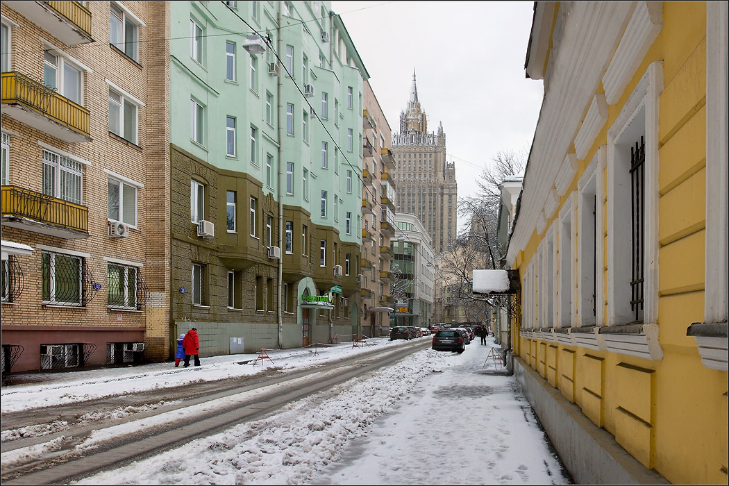 Москва сивцев вражек 43. Переулок Сивцев Вражек Москва. Сивцев Вражек улица в Москве. Сивцев Вражек переулок, 32. Переулок Сивцев Вражек 39 Москва.