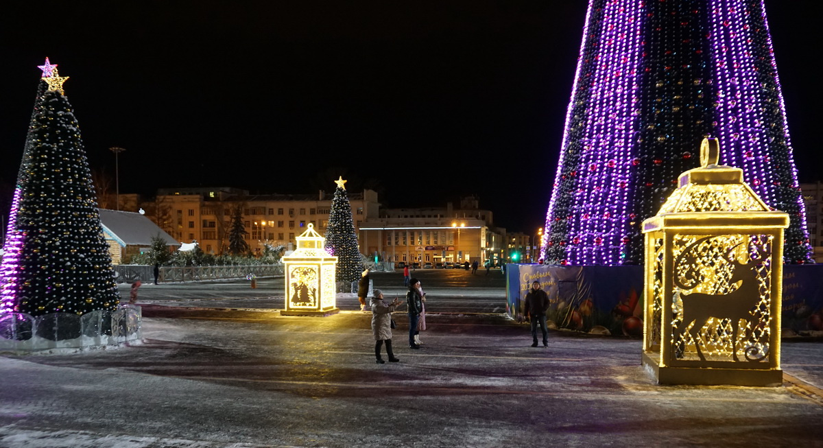 на главной площади города Самара январь 2020