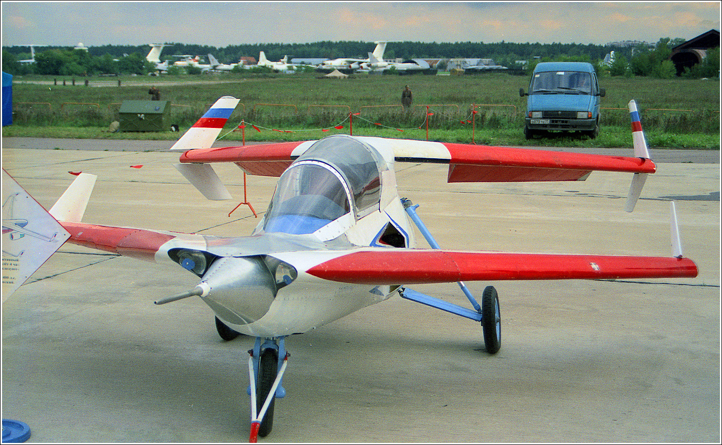 Авиэтка Авиэтка авиация самолет стоянка Жуковский 1999