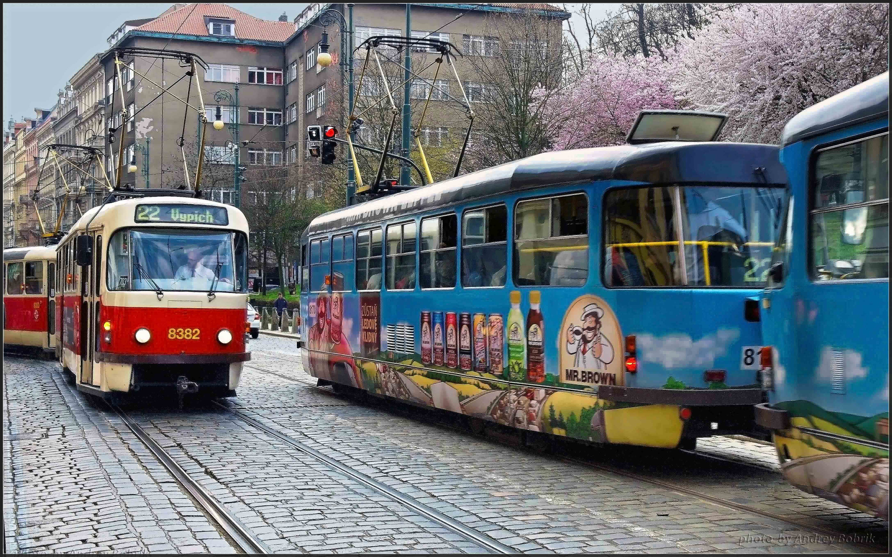 Пражские трамваи Чехия Прага улица трамваи рельсы Tatra T3SUCS