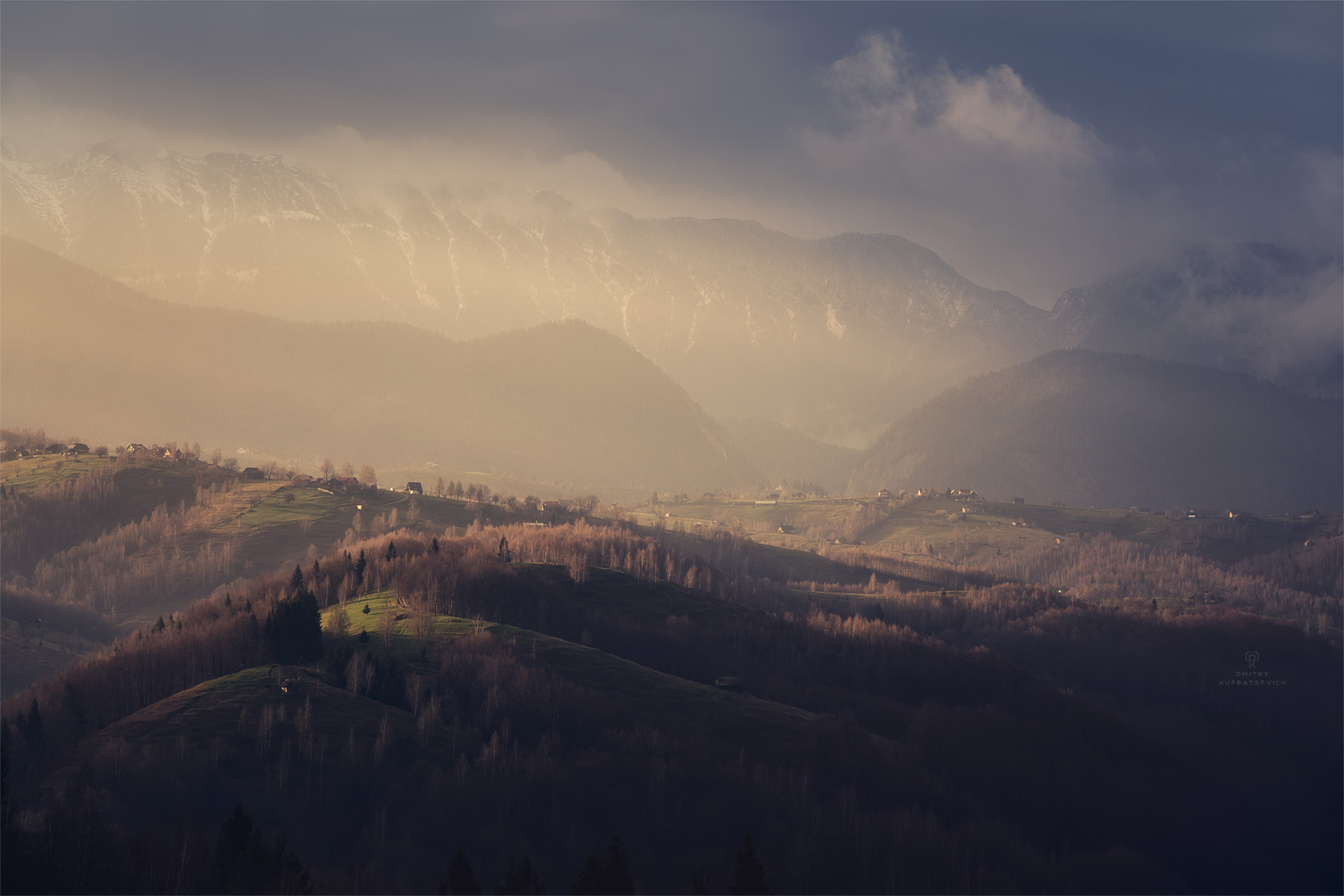 Свет карпатских гор румыния утро закат горы