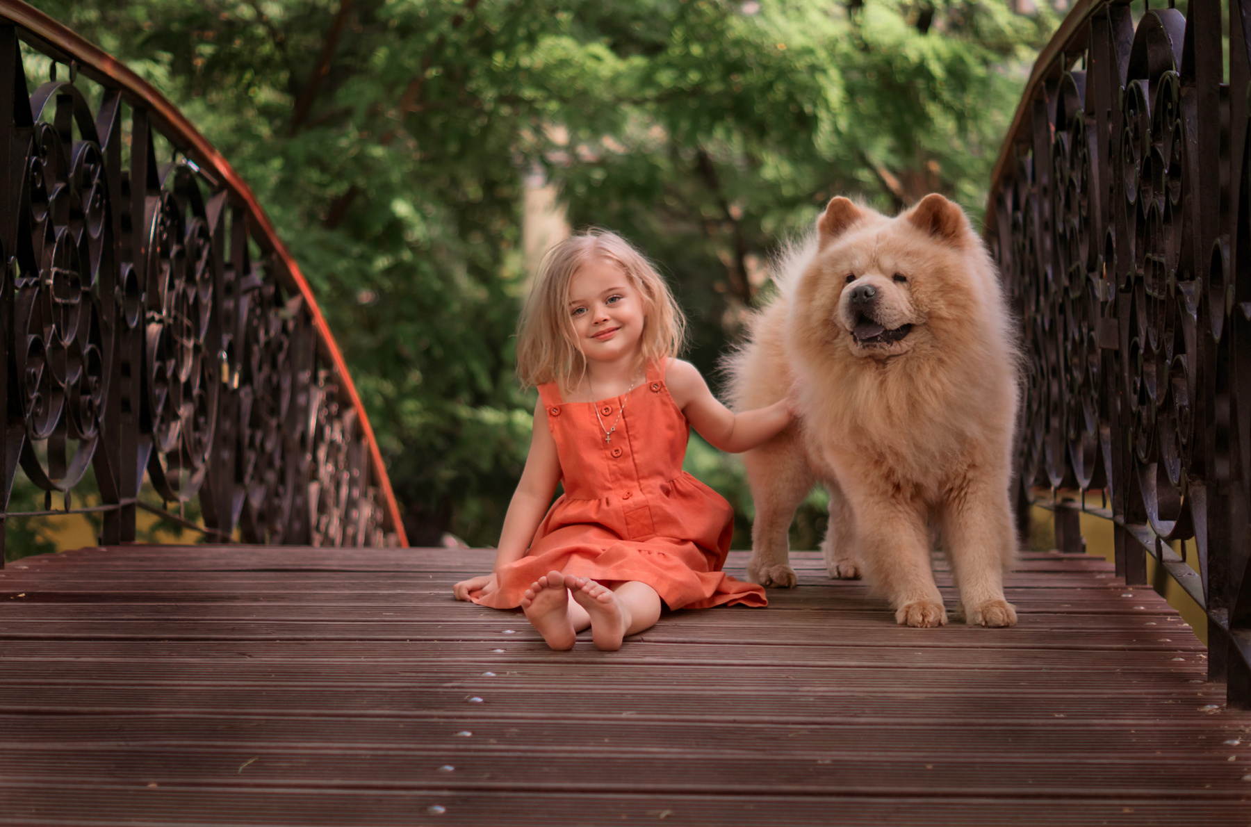 Аришка девочка портрет дети собака ребенок