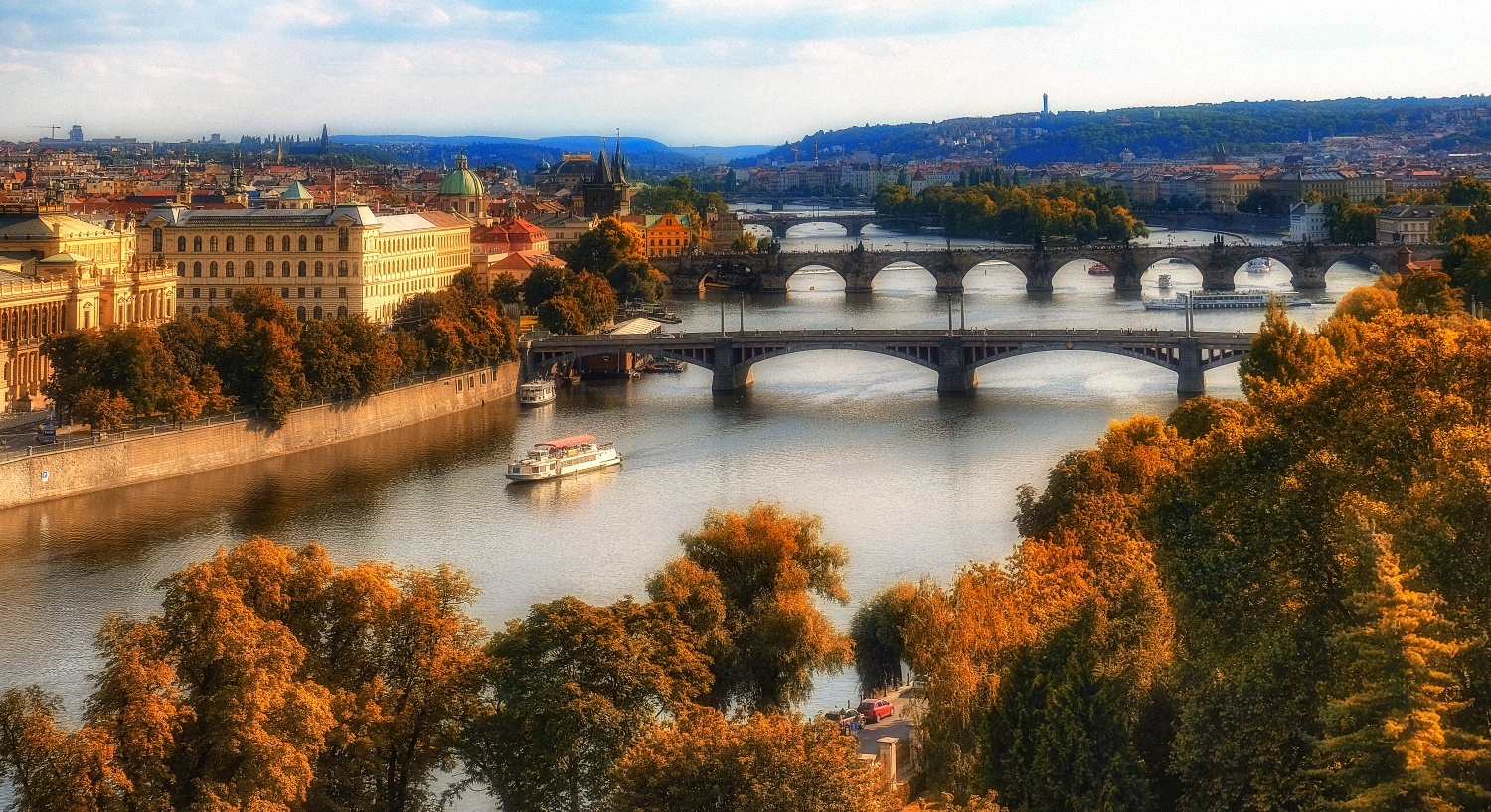 Сентябрь на Влтаве Прага