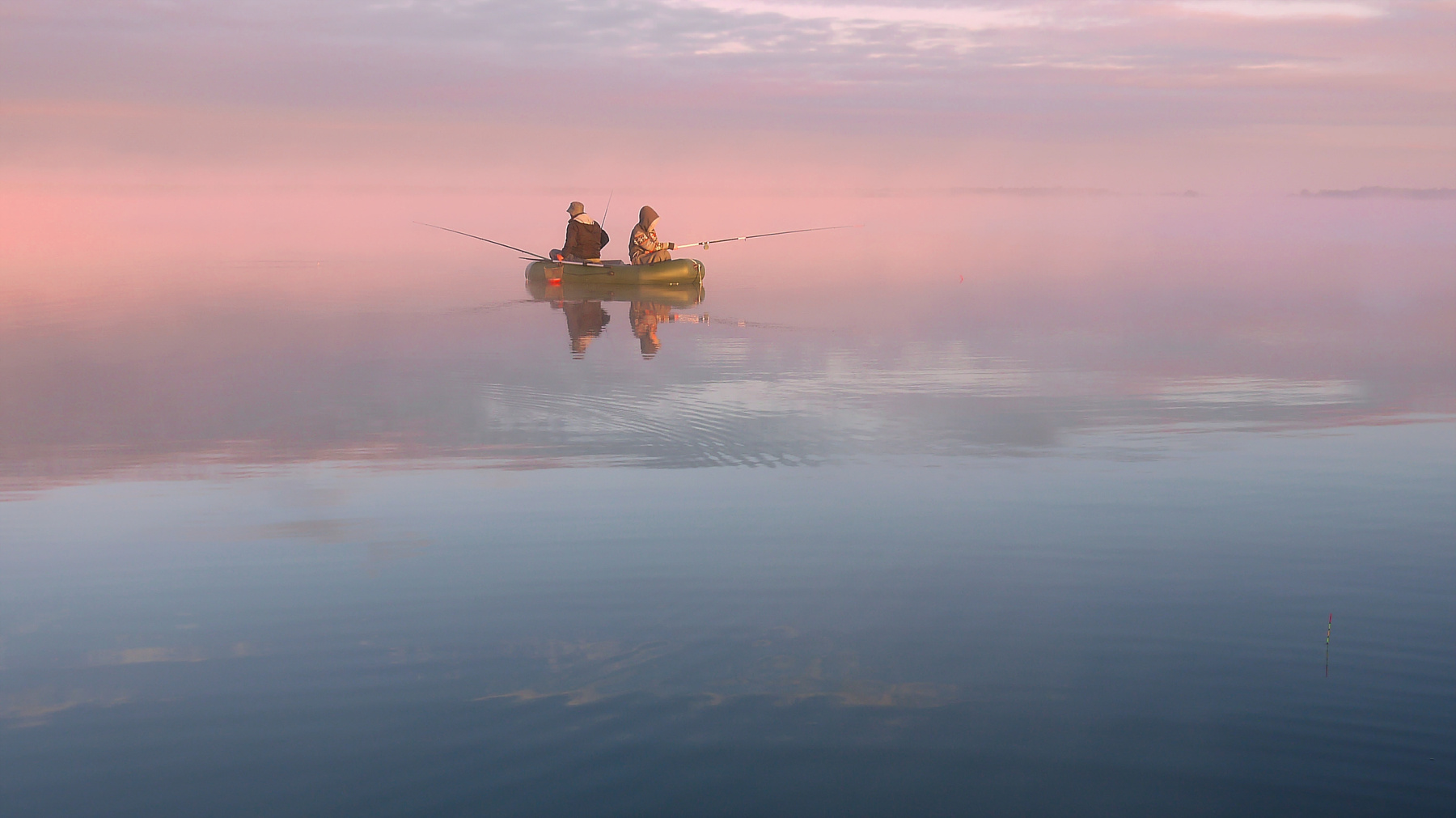 Парящие Южный Урал рассвет озеро Байнауш туман рыбалка