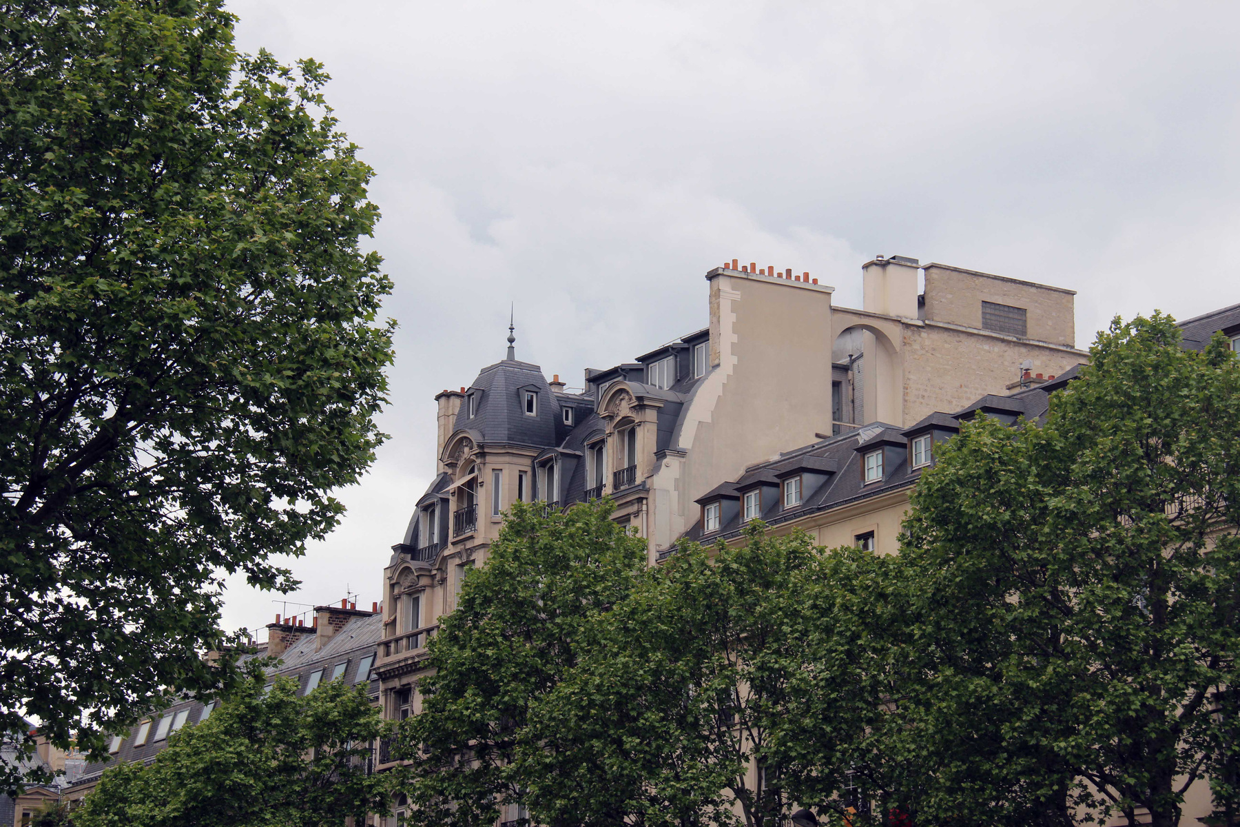 Крыши Парижа Париж