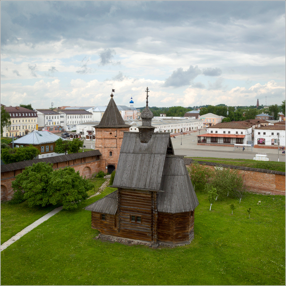Вид с колокольни Юрьев-Польский церкви