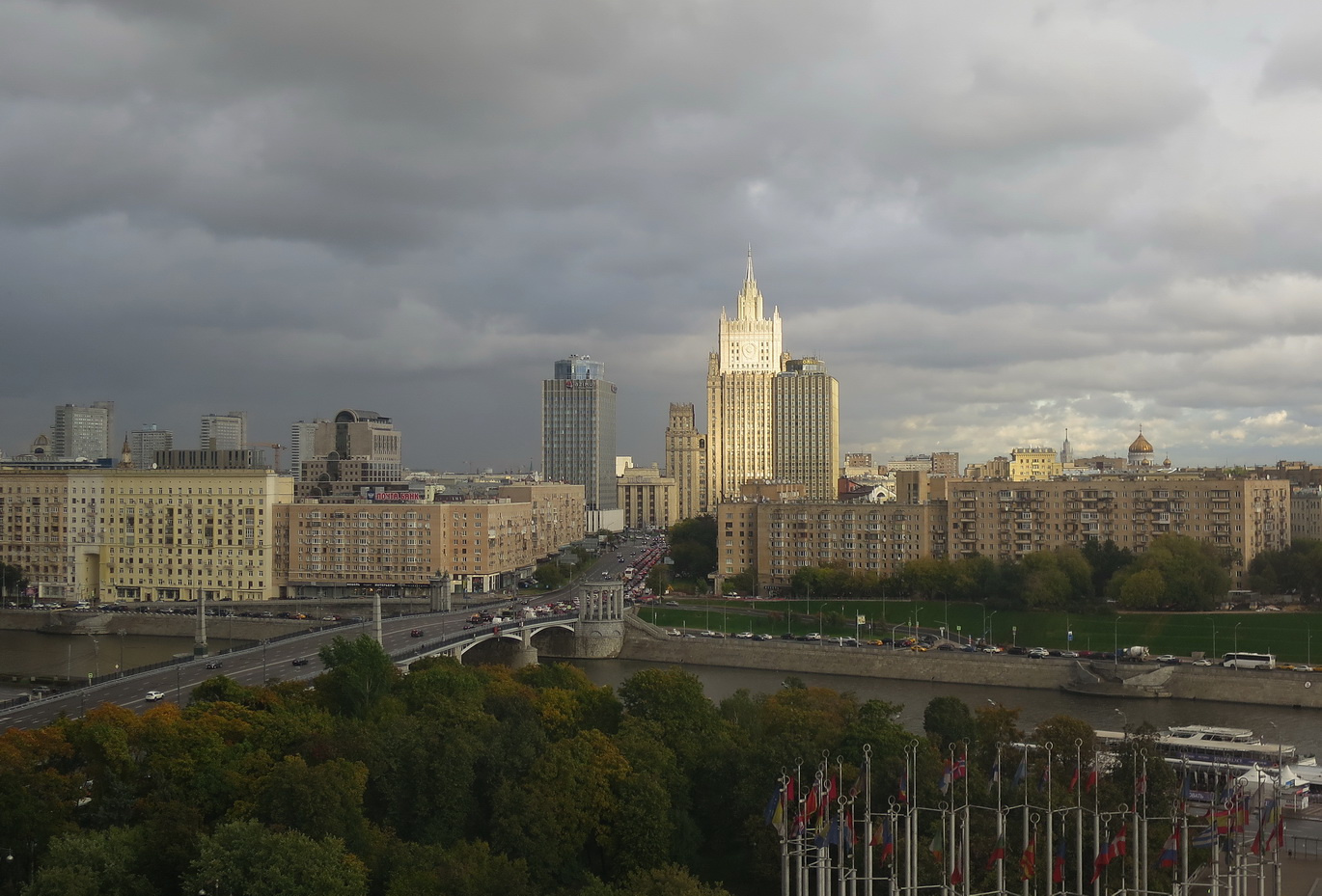 Октябрь в Москве. 