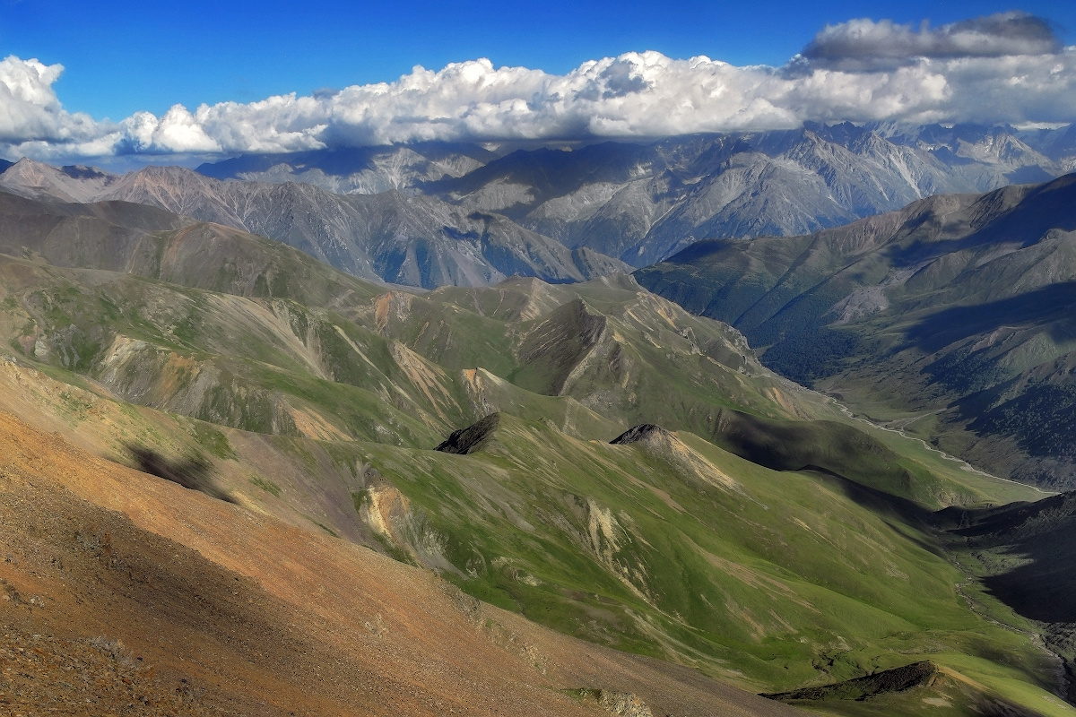 В горах Приэльбрусья горы Кавказ Приэльбрусье