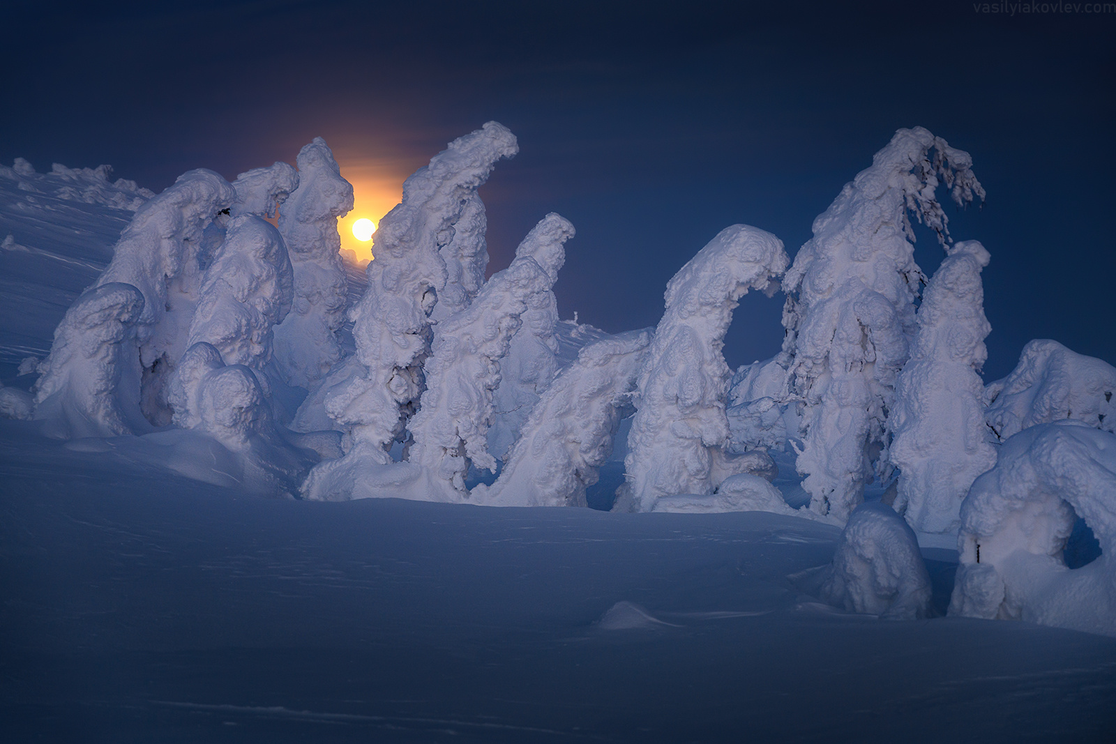 Идущие в ночи гух урал россия зима горы снег василийяковлев яковлевфототур
