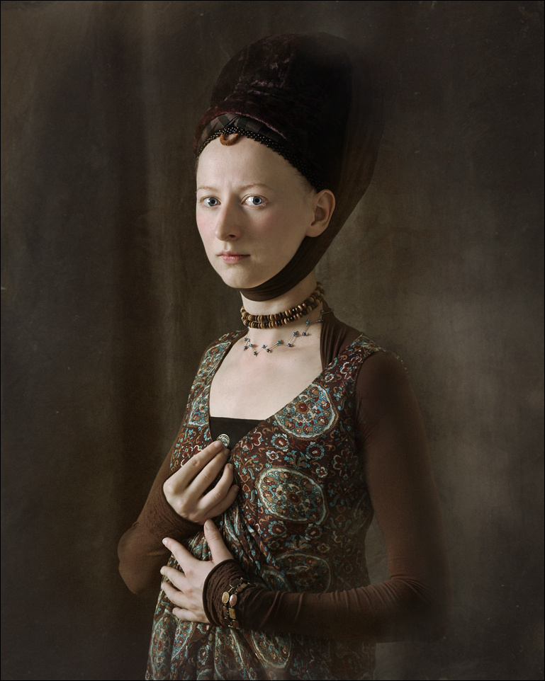 Девушка с монеткой (1468-2008) 