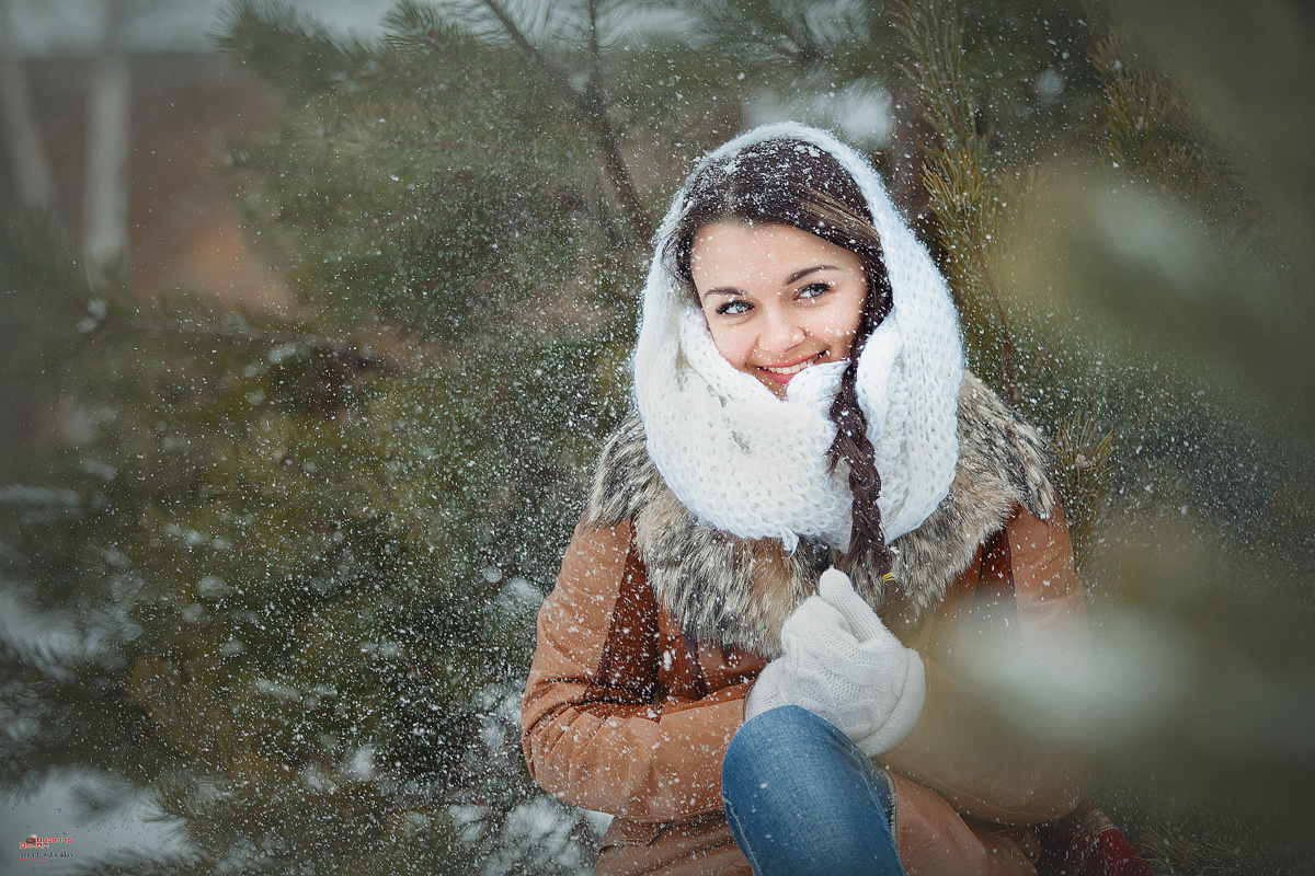 Наташа портрет девушка арт фотосъёмка фото девушек фотограф Роман Сергеев фото-сессия зима снег