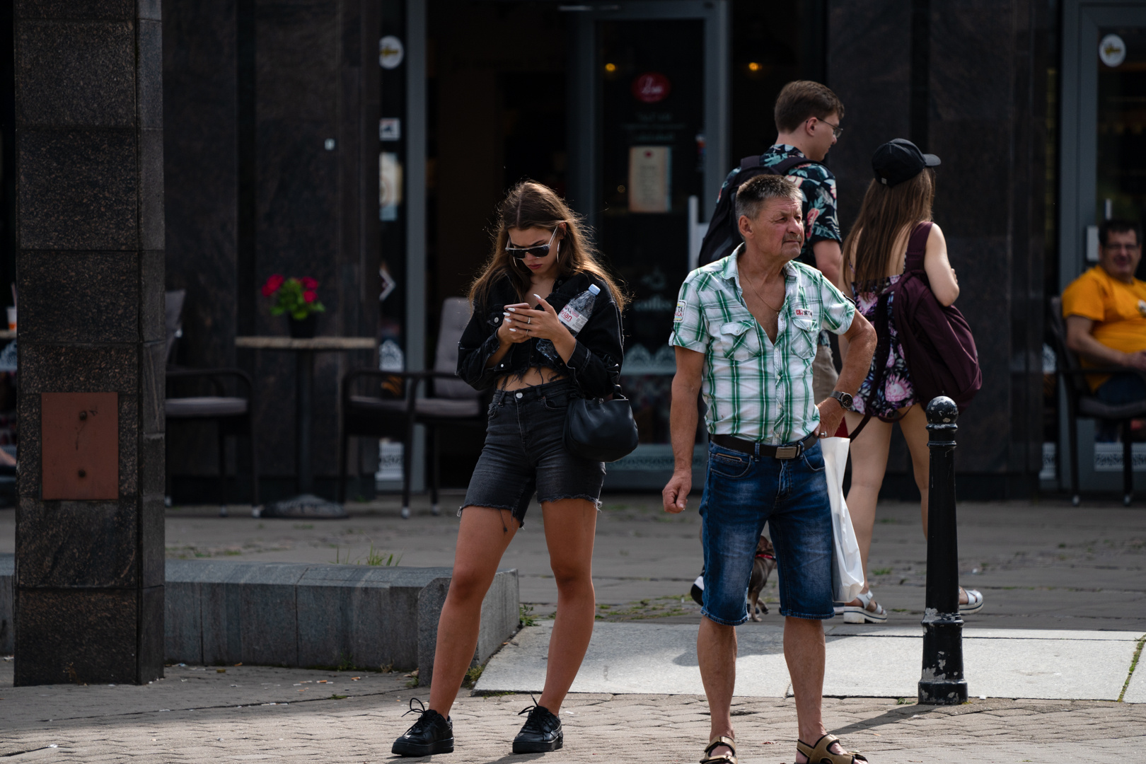 На распутье город люди лето