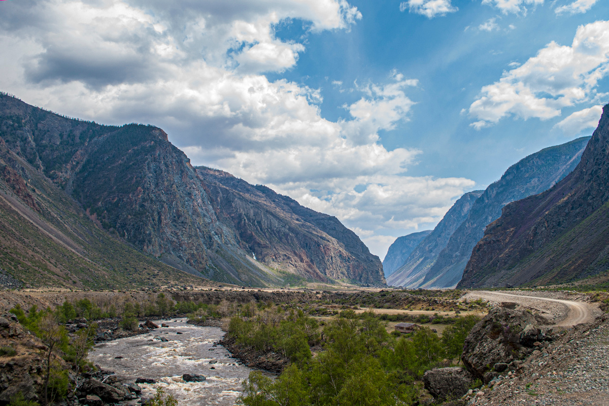 Долина Чулышмана река чулышман горный алтай долина каньон весна май