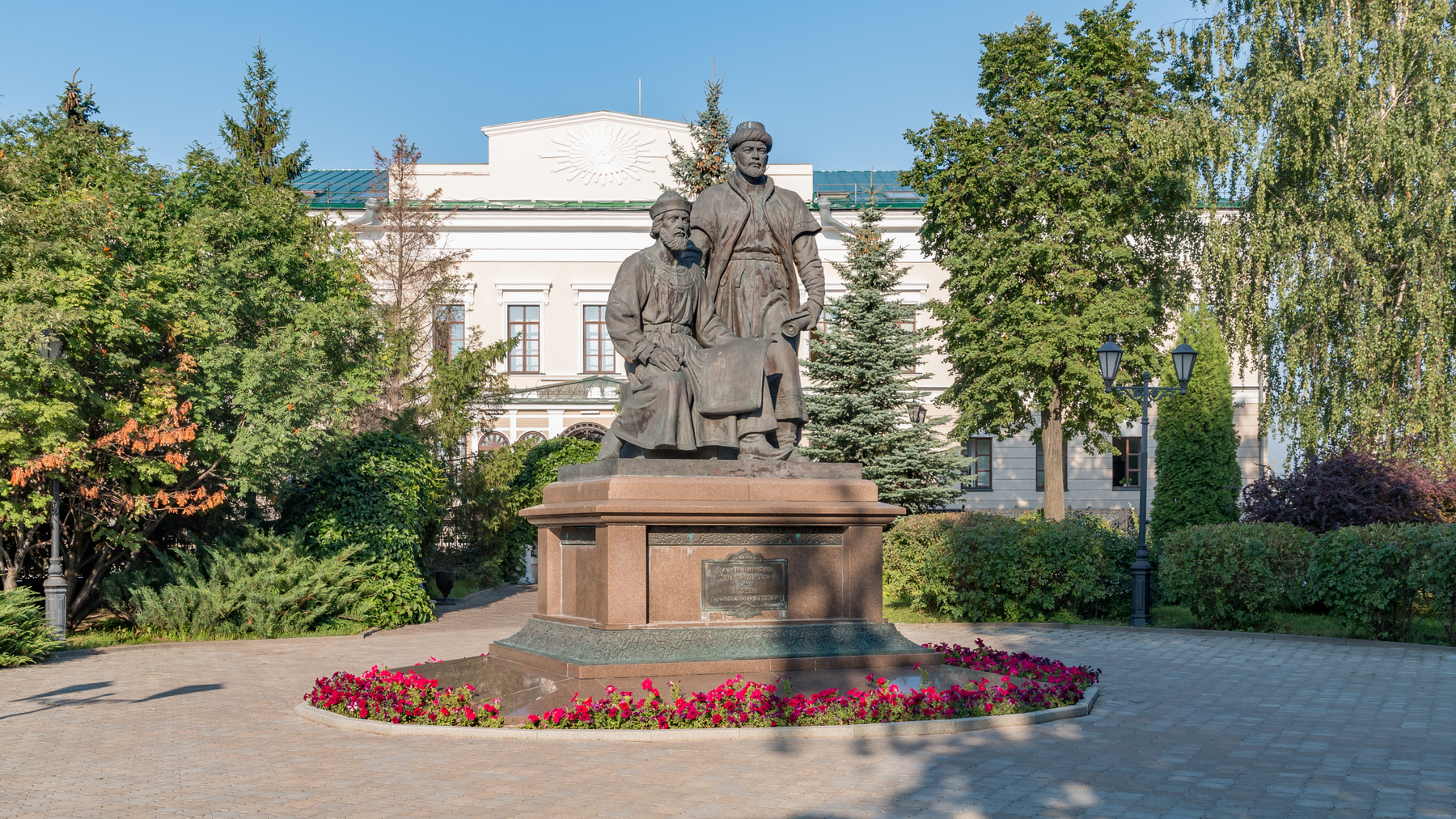 Памятник зодчим казанского Кремля Казань