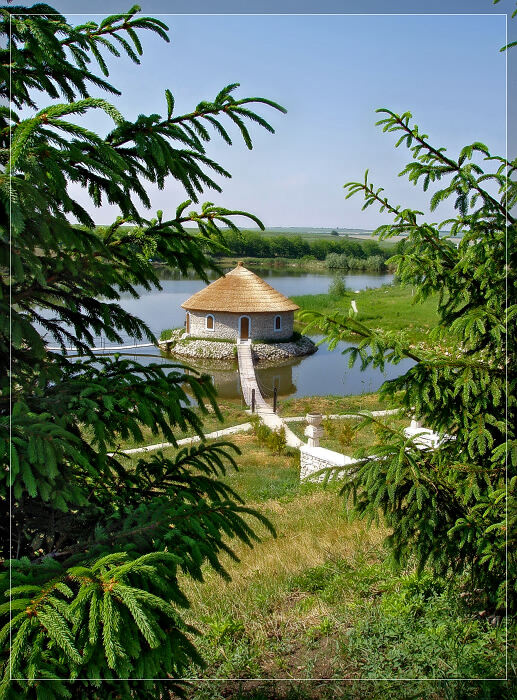 Летняя картинка Satul Moldovenesc