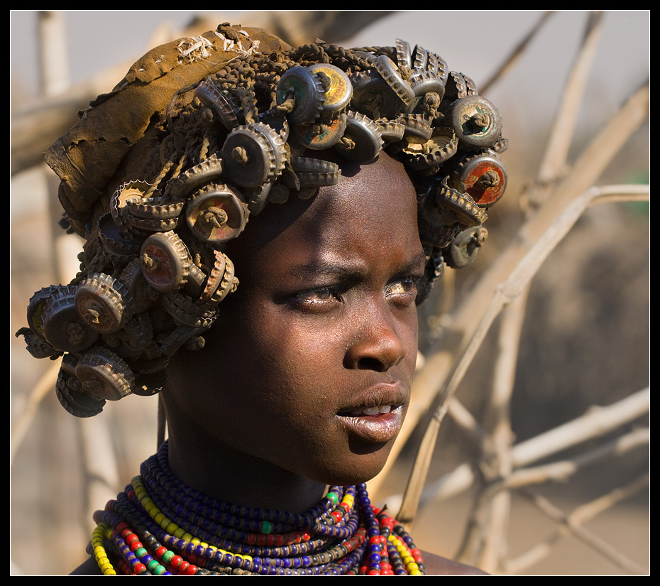 Модница племени дасанач..... Эфиопия, юг, племена, дасанач