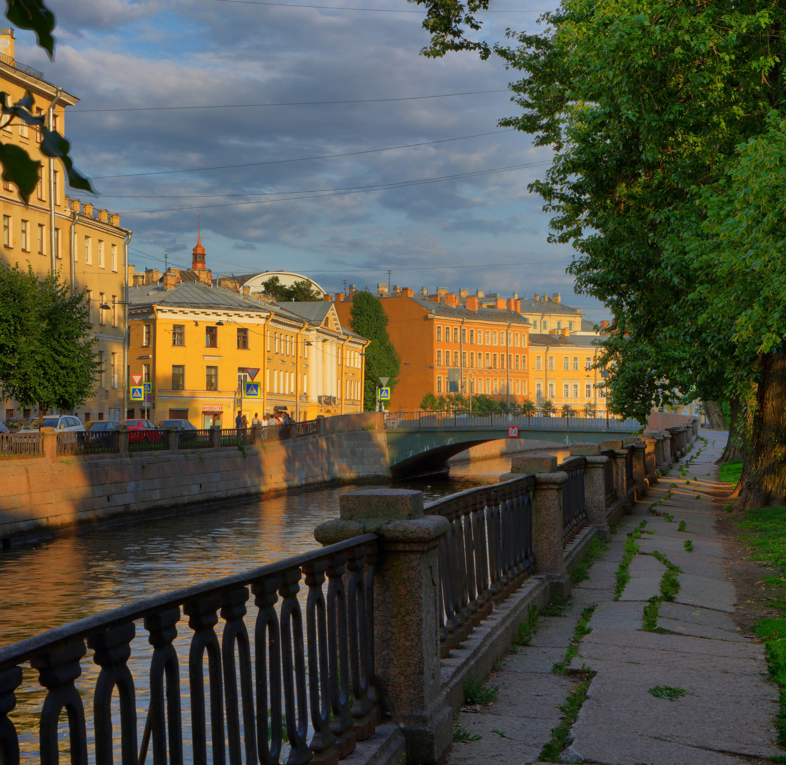 По каналу Грибоедова - Санкт-Петербург Санкт-Петербург Грибоедова канал набережная река вечер закат канала лето гранит