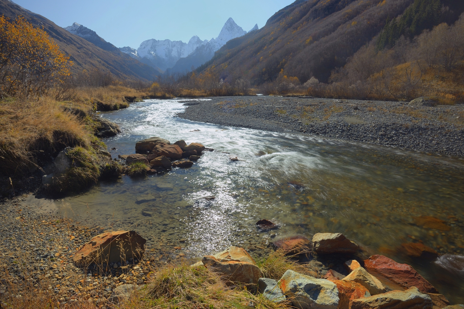 Осень в горах осень горы река Гоначхир Кавказ