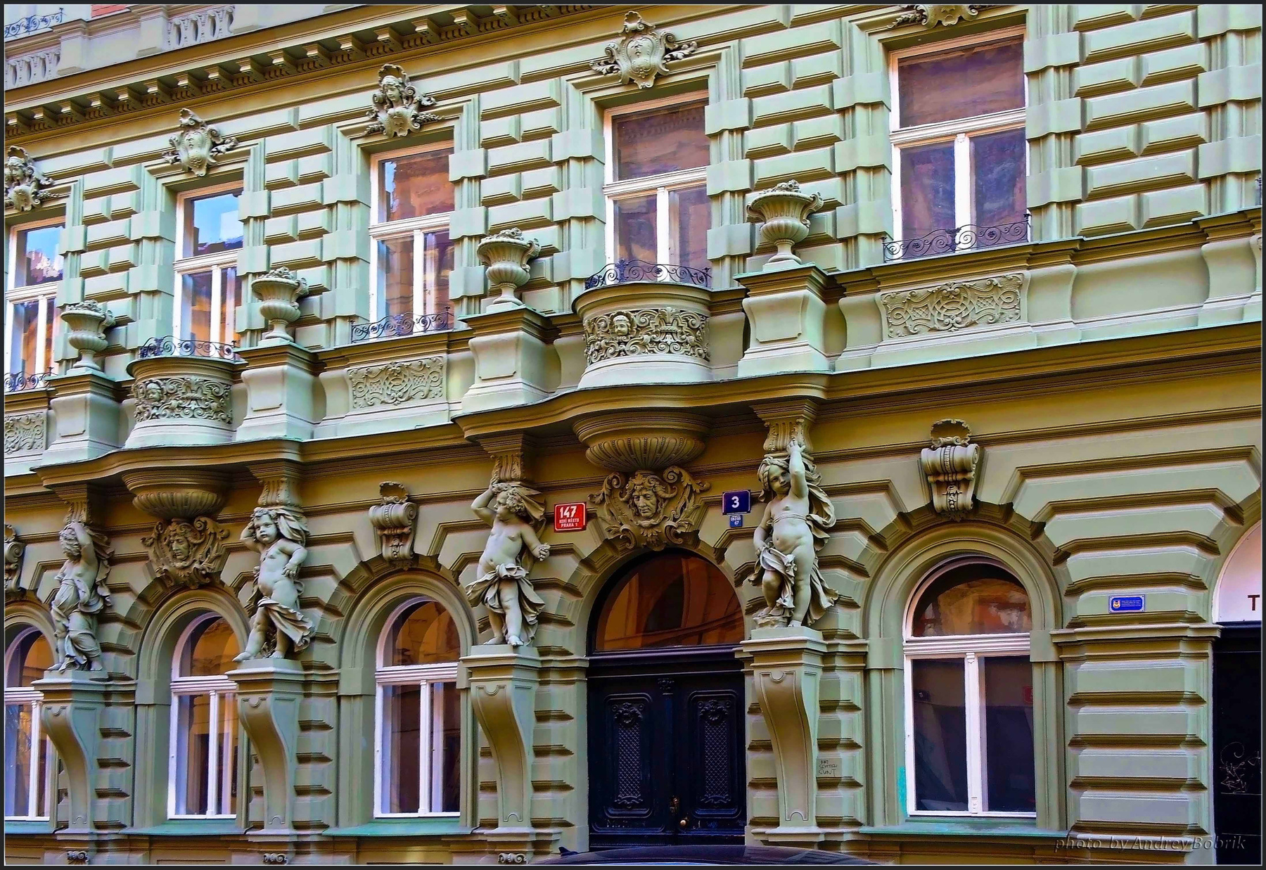 Пражская архитектура - 2 Чехия Прага архитектура дом скульптуры лепка