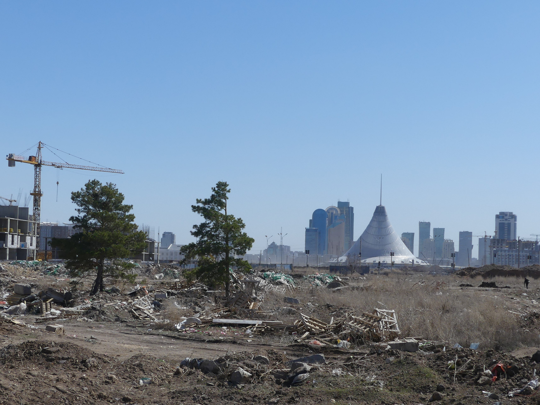 Астана строительная. Астана левый берег