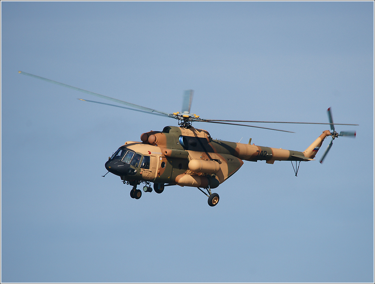 Ми-17В-5 Ми-17В-5 авиация вертолет полёт Жуковский МАКС-2013