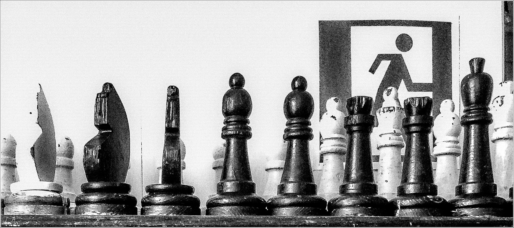 *Постаревшие шахматы* фотография путешествие дом отдыха предметы шахматы фигуры остальное Фото.Сайт Светлана Мамакина Lihgra Adventure